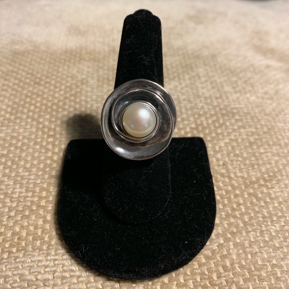 Silpada Jewelry - Silpada pearl & sterling silver ring - size 8